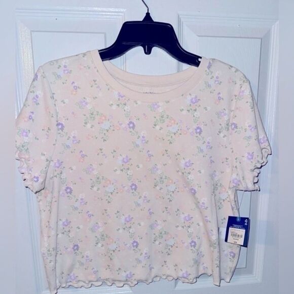 Arizona Jean Company Tops - Women's Arizona Juniors Fitted Floral Top - NWT - XXL​
